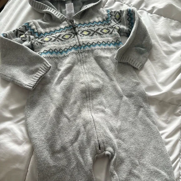 Gray Hooded Kids 18M One Piece - Picture 2 of 3